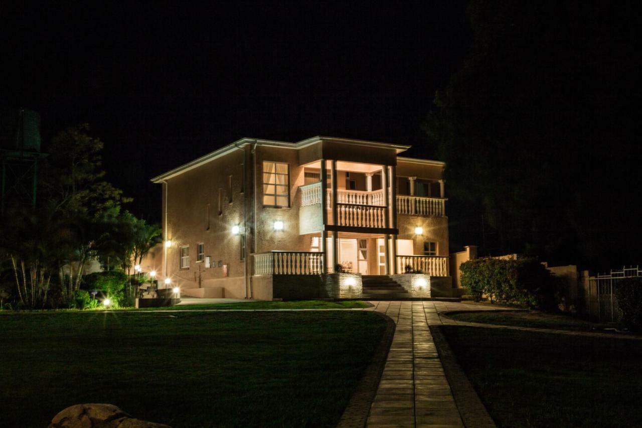 Ekupholeni Garden Villas Manzini Ngoại thất bức ảnh